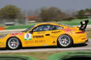 PORSCHE CARRERA CUP ITALIA 2017: DINAMIC MOTORSPORT SCHIERA SEI VETTURE PER PUNTARE AL TITOLO