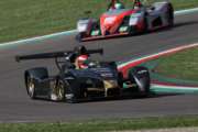Imola, Gara 1. Ivan Bellarosa (Wolf Peugeot Turbo) e Marco Jacoboni (Osella Honda) dominano alla prima del Campionato Italiano Sport Prototipi.