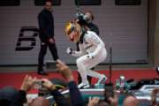 LIGHTS TO FLAG FOR LEWIS HAMILTON IN CHINA