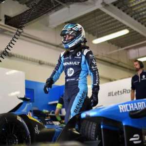 Renault e.dams secure points amongst Mexican madness