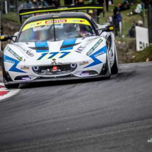 Strepitoso successo a Brands Hatch per Sharon Scolari