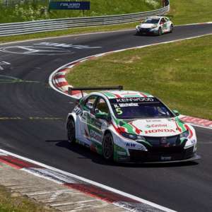 Michelisz takes pole for Honda in Germany