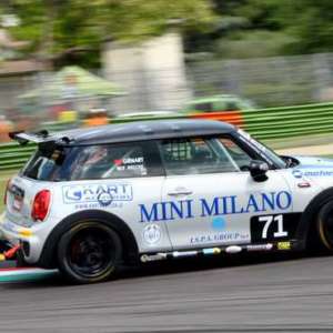 DOPPIO PODIO PER NECCHI AL DEBUTTO NEL MINI CHALLENGE 2017