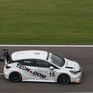 Adria, Qualifiche. Jonathan Giacon (Opel Astra) è il primo poleman del TCR Italy.