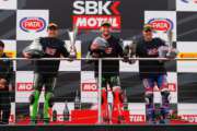 Un'altra vittoria per Sykes sulla pista di casa
