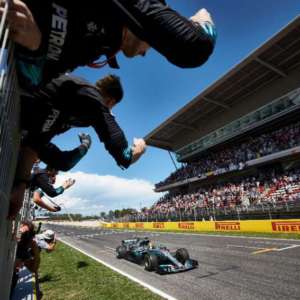 LEWIS TOASTS VICTORY WITH 44 AT SPANISH GP THRILLER