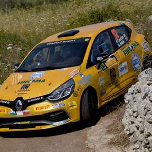 Rally del Salento. Nel Due Ruote Motrici è davanti Canzian