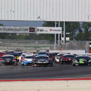 Al Misano World Circuit Agostini-Zampieri (Super GT3) e Benucci Niboli (GT3) si aggiudicano gara-1 del 2° round del Campionato Italiano Gran Turismo