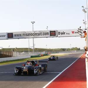 Misano, Gara 1. Ivan Bellarosa (Wolf Turbo) sigla il debutto vincente della Tornado CNT. Ranieri Randaccio (Norma 2.0) intona la prima in CNA.