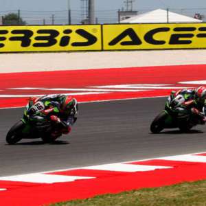 La coppia Kawasaki punta alla vittoria a Laguna