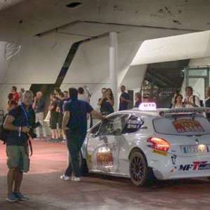 Gian Maria Gabbiani taxista per solidarietà al Milano Rally Show