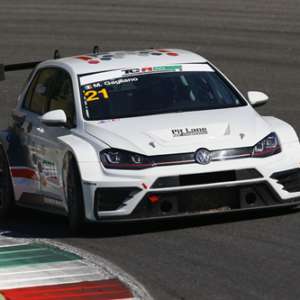 Max Gagliano, parte nei test privati del 28 agosto l'attacco alla tappa di Imola per il TCR Italy.