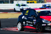 Flower Power Racing AD IMOLA PER L’ULTIMO IMPEGNO CON LA CLIO CUP