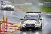 Michelisz moves into title contention in China