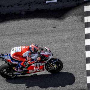 Quinta fila per Petrux (13°) e Scott (14°) sulla griglia dello Shell Malaysia Motorcycle GP