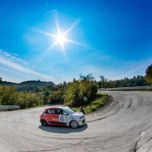 La Twingo GT R1 debutta al Rally Due Valli