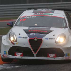 Michela Cerruti ed il weekend delle Giulietta V-Action nel TCR Italy a Monza.