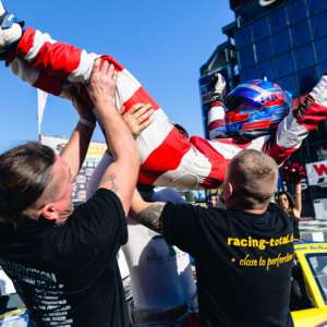 Deflandre Conquista La Prima In NASCAR