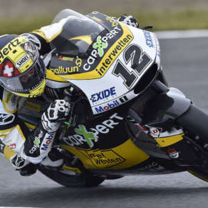 Tom Lüthi (13e) en cinquième ligne de départ du GP du Japon