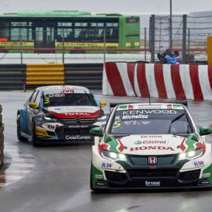 Michelisz closes on points lead with Macau podium