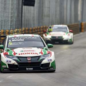 Honda aim for WTCC title in Qatar