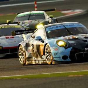 6 Ore del Bahrein sfortunata per Matteo Cairoli che conclude secondo nella GTE-AM la stagione 2017 del Mondiale Endurance