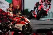 Ducati invita le stelle del WorldSBK a EICMA