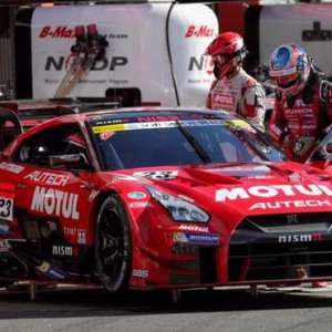 Quintarelli chiude il Super GT 2017 con una splendida vittoria