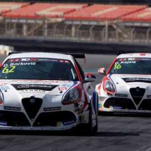 Due Alfa Romeo Giulietta TCR by Romeo Ferraris al via del WTCR 2018