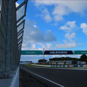 Phillip Island test - Ready for the kick off