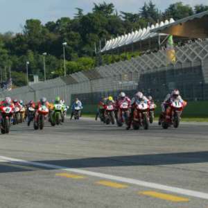 Le stelle del WorldSBK raccontano i loro primi ricordi del Campionato