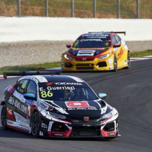 Six Civic Type R TCRs at Hungaroring