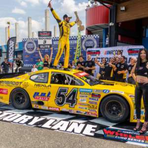 Alon Day continua a vincere