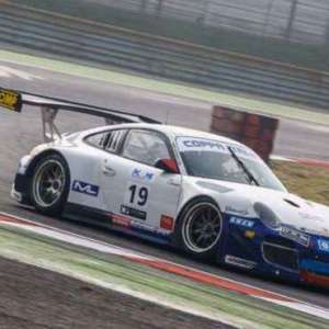 AUTORLANDO-SPORT AL DEBUTTO NELLA NUOVA 911 RACE CUP CON MAURIZIO POSSUMATO E LA PORSCHE 997 GT3 R