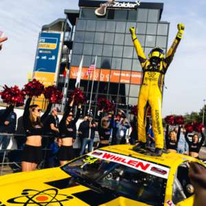 Day si riprende la leadership del campionato con una spettacolare vittoria