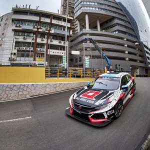 Civic Type R TCR on front row for all Macau races
