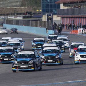 MARCO PANZAVUOTA VINCE GARA 1, FULVIO FERRI SI LAUREA CAMPIONE NELL’ULTIMO ATTO DELLA SMART EQ FORTWO E-CUP