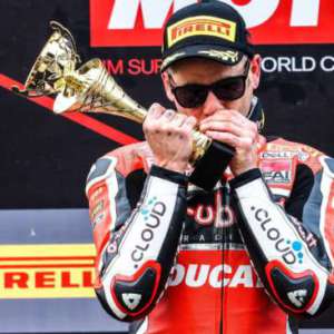 Bautista conquista Gara 1 del Thai Round