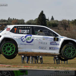 DEBUTTO TRAVAGLIATO PER MENEGATTI AL BENACUS
