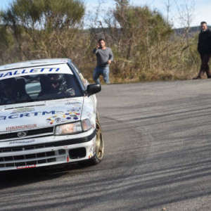 RIOLO-FLORIS (SUBARU LEGACY) VINCONO IL 9°HISTORIC RALLY DELLE VALLATE ARETINE, PRIMA PROVA DEL TRICOLORE STORICO 2019.