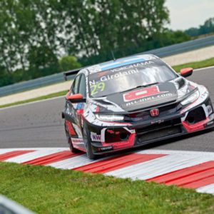 Dutch dunes await Civic Type R TCR racers