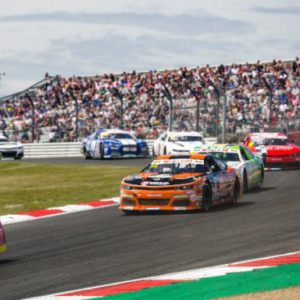 Due straordinarie rimonte per la Solaris Motorsport a Brands Hatch