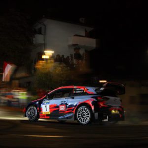 IL RALLY A RALLYLEGEND 2019 ENTRA NEL VIVO.