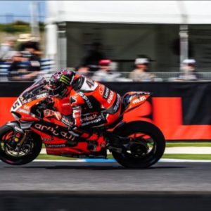 Redding tops frantic WorldSBK FP2 session as 2020 kicks off