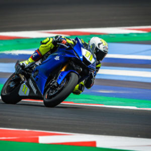 MOTO IN PISTA A MISANO WORLD CIRCUIT