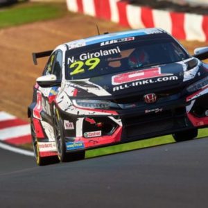 Girolami puts Civic Type R TCR on pole for WTCR season opener