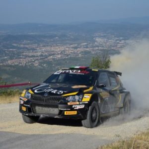 DUE SKODA DEL TEAM ERREFFE IMPEGNATE SUGLI STERRATI DEL RALLY VAL D'ORCIA