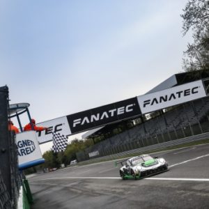 Dinamic Motorsport imbattibile nella 3 ore di Monza del Fanatec GT World Challenge Europe powered by AWS