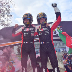 A Sebastien Ogier la gara e il Mondiale RallyA Sebastien Ogier la gara e il Mondiale Rally