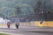 Rea doubles up in Indonesia with wet-weather WorldSBK victory after thrilling battles